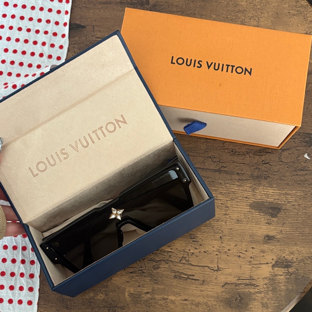 Louis Vuitton Cyclone Sunglasses